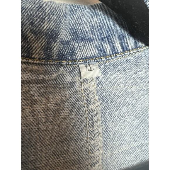 Denim Jean Jacket Women's Unbranded Size XL Patches Ribbon Details - Picture 6 of 10